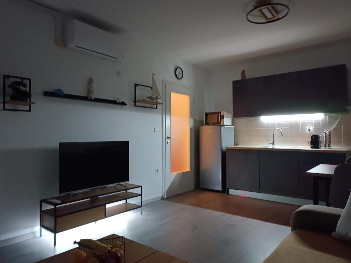 Apartment Luka Pula Eksteriør billede